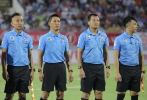Trợ Lý Trọng Tài Bóng Đá Và Vai Trò Thầm Lặng Quyết Định Trận Đấu